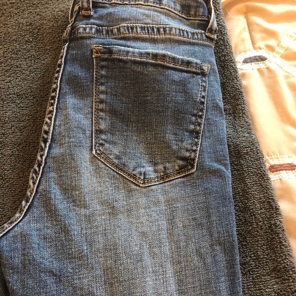 Jeans - Picture 2 of 3